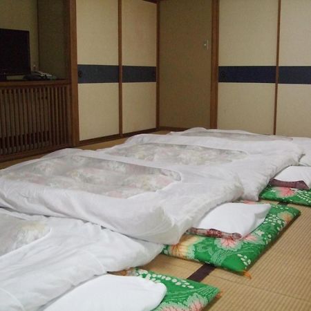 Marunaka Ryokan Matsumoto Habitación foto